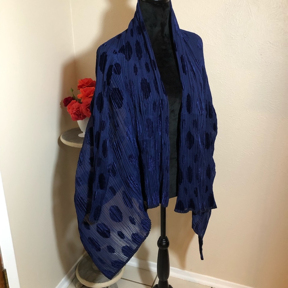 Issey Miyake Pleated & Burn-out Short Sheer Kimono
